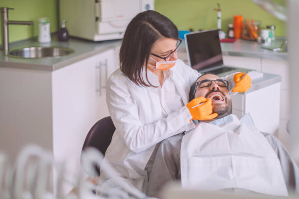 Best Dentist Open Late Near Me  in Smithville, OH